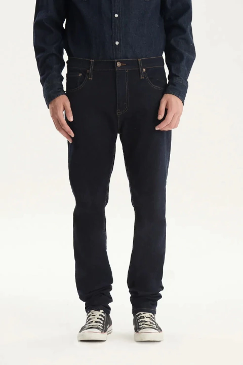 512 SLIM TAPER LEVIS