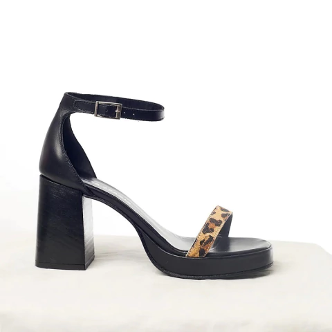 SANDALIA FRAMED JUSTA OSADIA