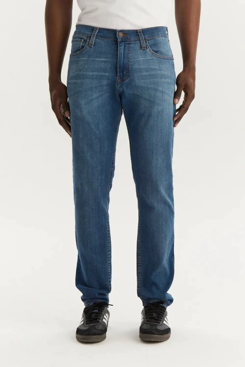 512 SLIM TAPER LEVIS