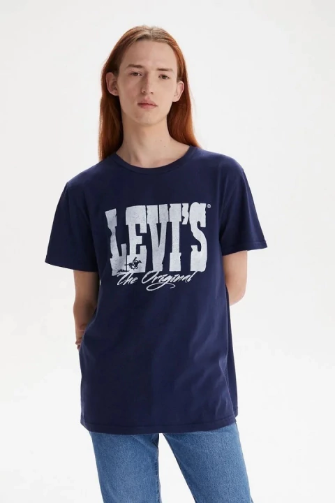 GRAPHIC SET IN NECK LEVIS
