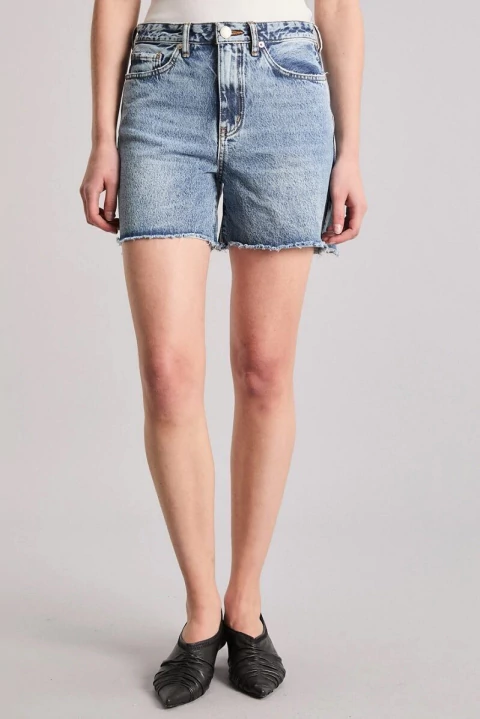 SHORT TASH SNOW KOSIUKO