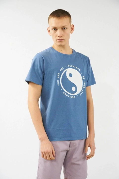 REMERA YOU ARE YOU M/C BENSIMON