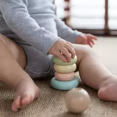 AROS Y PELOTA APILABLES - Madera de caucho en internet