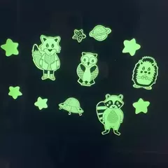 ¡BRILLAN EN LA OSCURIDAD! Vinilos Decorativos en internet