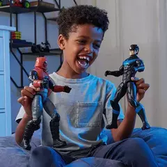 "RED HOOD BATMAN" ¡Figura de acción articulada! - LeBebot.com