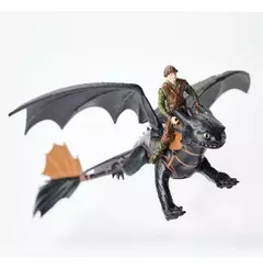 ENTRENÁ A TU DRAGÓN - Muñeco Chimuelo Hipo Astrid Patan - comprar online