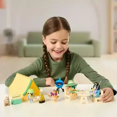 Imagen de BLUEY SET FIGURAS ¡Juego De Campamento!