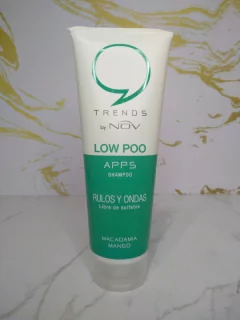 NOV - Shampoo Low Poo - Rulos y Ondas (Macadamia y Mango) 250ml - comprar online