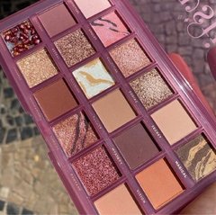 PALETA DE SOMBRAS MYSTIC GLOW- RUBY ROSE na internet