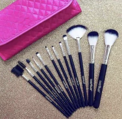 Kit KP1-28 com 12 pincéis para maquiagem Macrilan