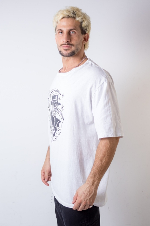 REMERA OVER META ART LUXO