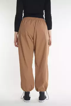 Imagen de Pantalón Vulk Jess Parachutes Brown