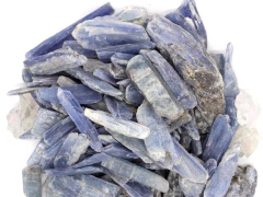 CIANITA AZUL EN BRUTO