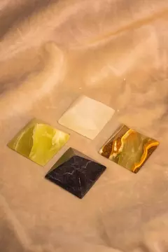 PIRAMIDE DE ONIX