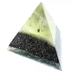 PIRAMIDE TETRAEDRICA MEDIANA - tienda online