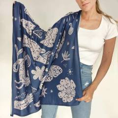 Ruana de lanilla - diseño holistico -