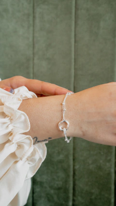PULSERA PLATA ARANDELAS ENTRELAZADAS - comprar online