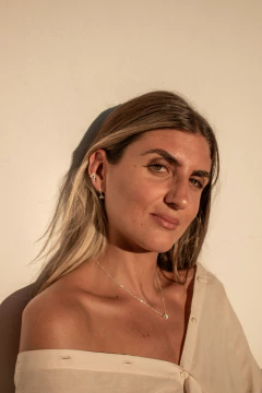 ARO CUFF CON DIJE COLGANTE en internet