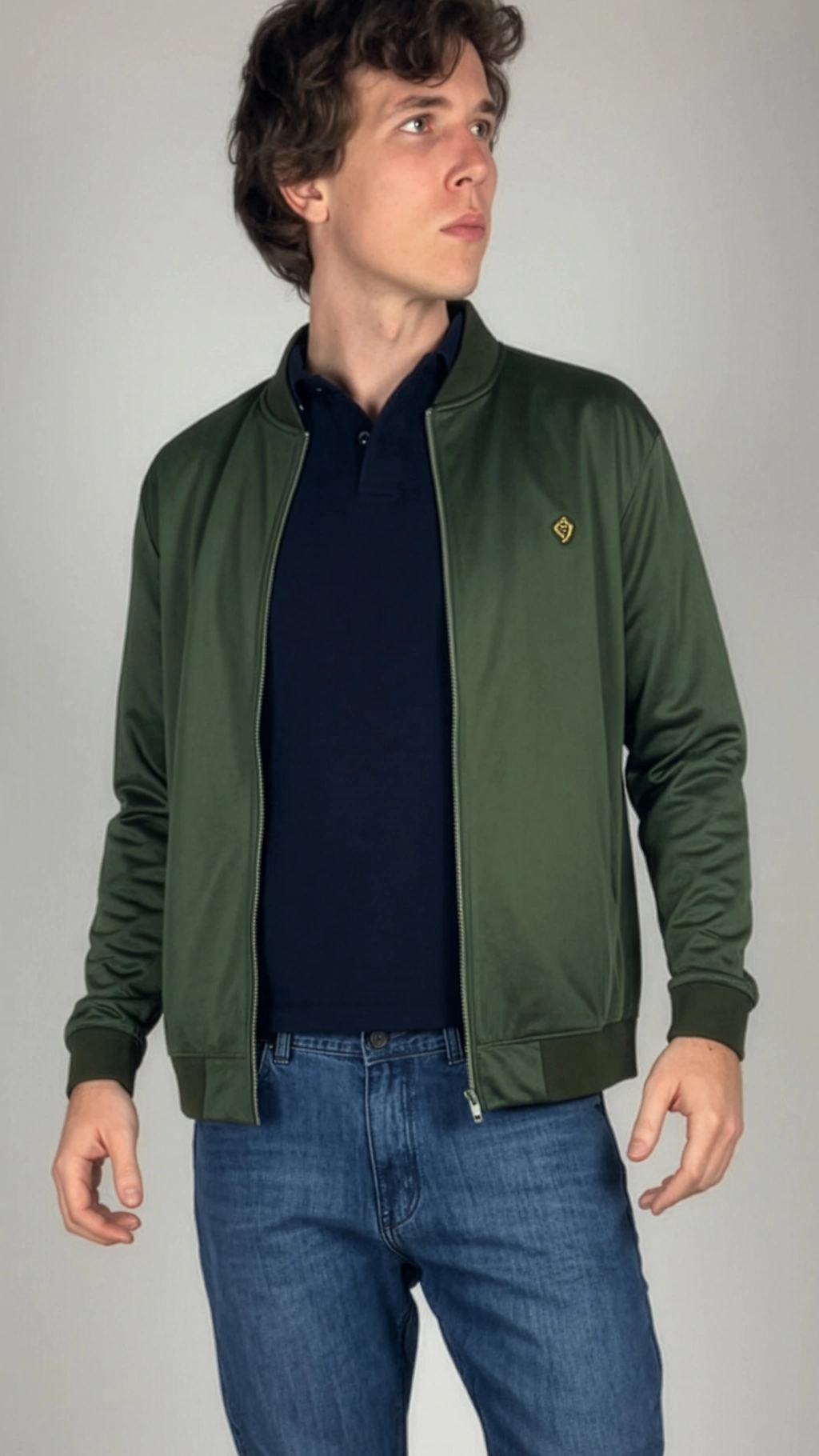 A. CAMPERA JAMIROQUAY VERDE MILITAR