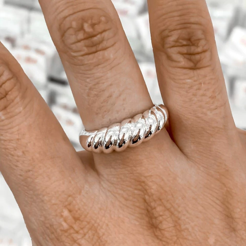 Tassia Talle 18 (09590)