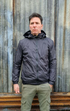 ROMPEVIENTO IMPERMEABLE I RUN - comprar online