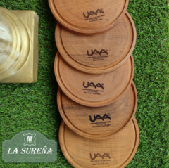 Tabla madera algarrobo lustrado redonda 24 cm - LA SUREÑA