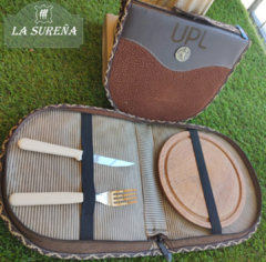 juego de asado con cierre y dije, forrado simil - LA SUREÑA