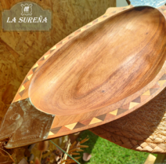 Tabla batea de madera y alpaca forma pez en internet