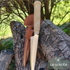 cuchillo rustico en tiento vaina cuero costura tiento 26 cm