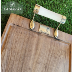 Tabla madera saligna 30x48 cm con manija Hueso y Alpaca - tienda online