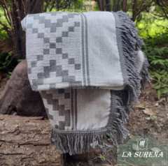 Poncho grande estampados pampa - LA SUREÑA