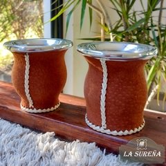 Mate calabaza forrado cuero carpincho cocido tiend - comprar online