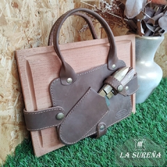 juego de asado cuero y tabla 21X27 y cubiertos - comprar online