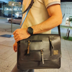 Morral porta notebook en cuero y correa