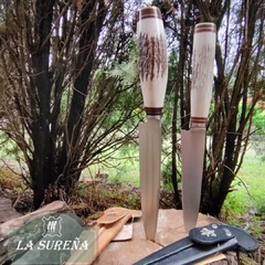 cuchillo artesanal hoja acero inoxidable cabo ciervo y dije 28 cm