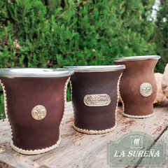 Mate calabaza forrado cuero con dije alpaca - LA SUREÑA