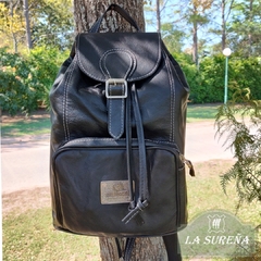 mochila de cuero que se convierte en morral