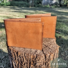 billetera de cuero simple con cierre por dentro - LA SUREÑA