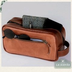 Neceser de cuero cierre tipo botinero - tienda online