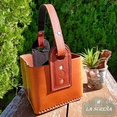Porta termo cuero cuadrado - comprar online