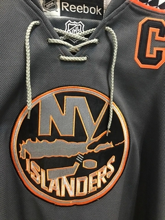 REMERA HOCKEY SOBRE HIELO ISLANDERS - comprar online
