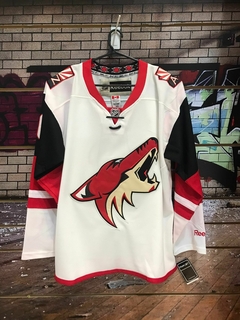 REMERA HOCKEY SOBRE HIELO COYOTES