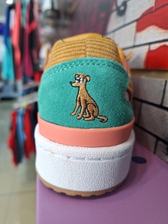 ADIDAS FORUM LOW X LOS SIMPSONS - Futbolero