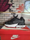 NIKE FURIOSAS NEGRA SUELA BLANCA