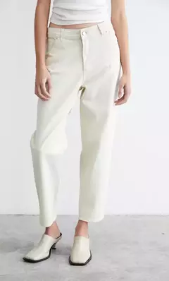 Jean Mom Flora Beige en internet