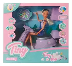 TINY FANTASY Y SU MOTO VIOLETA