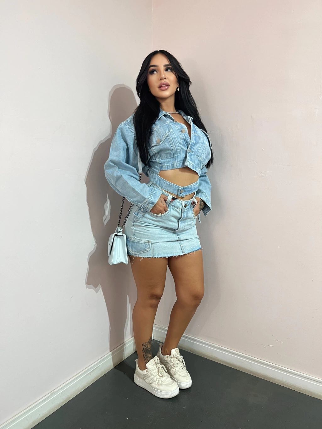 SAIA JEANS CARGO CORTE LASER