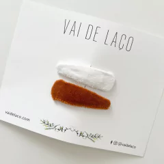 Dupla de tic tacs forrados - veludo branco e caramelo - comprar online
