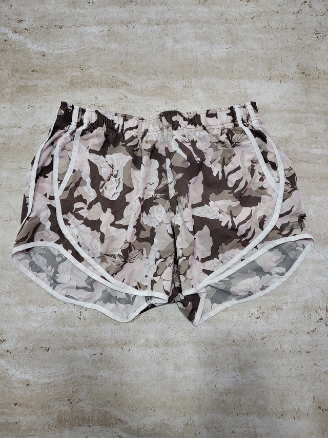 Short Deportivo Mujer Calvin Klein Talle L Sku O236 * thumbnail 2