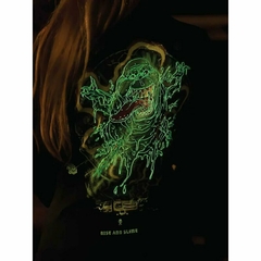 Remera Sullen Clothing GHOSTBUSTERS SLIMER BADGE PREMIUM TEE - Travel Store 420